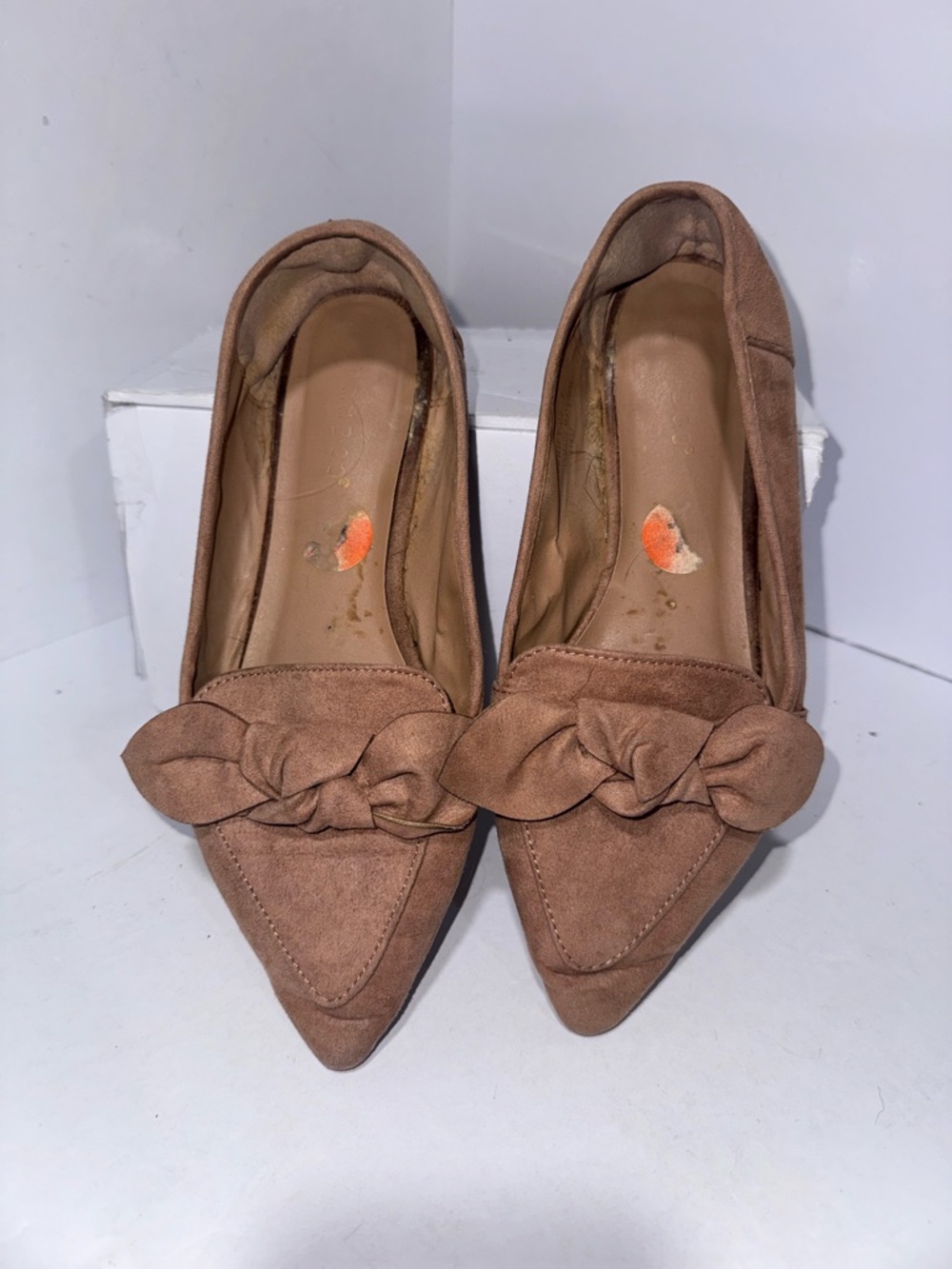 Bamboo Size 7 Women’s Pointed Toe Knot Detail Flats - Brown / Tan